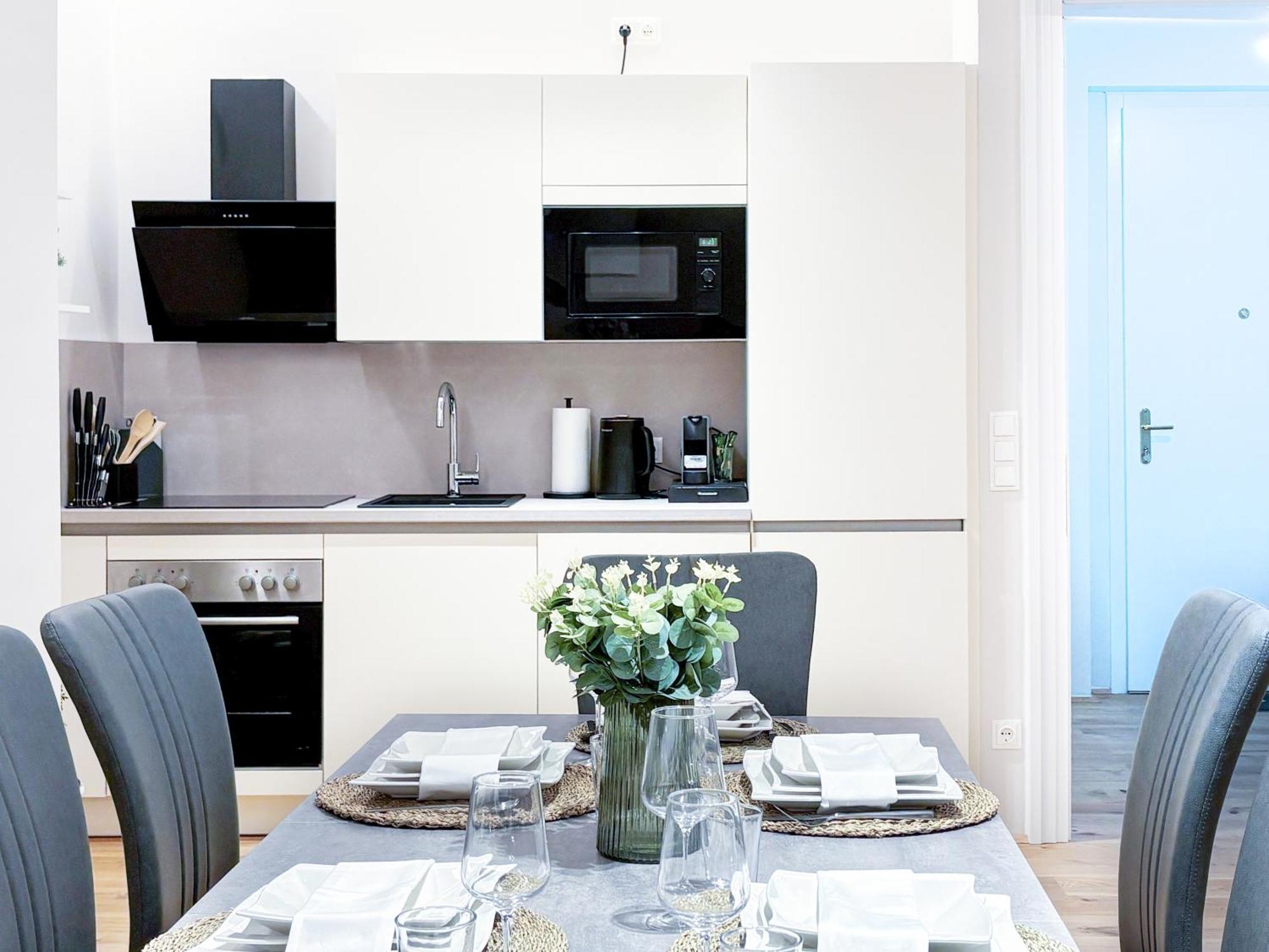 Charming Apartment *